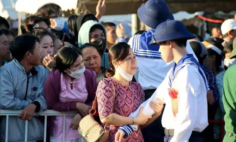 Hơn 1.700 thanh niên tỉnh Bình Thuận hăng hái lên đường nhập ngũ